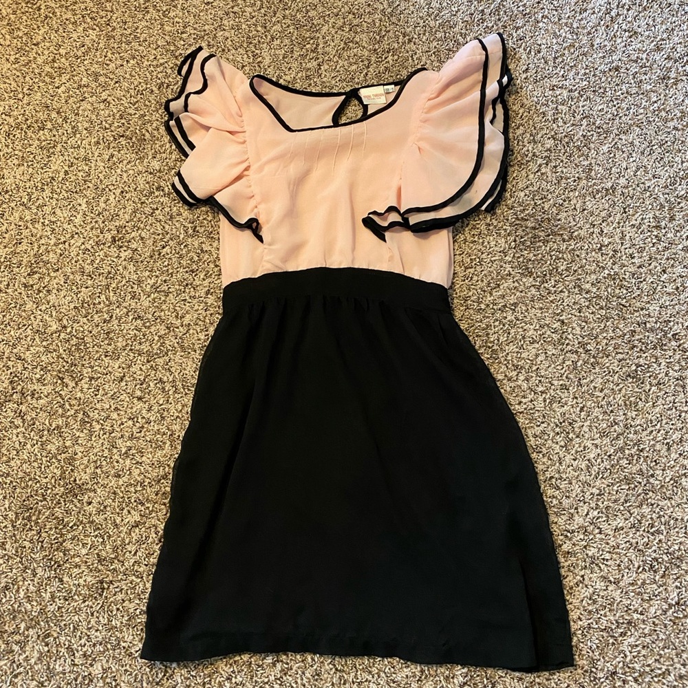 Light Pink and Black Flutter Sleeve Dress